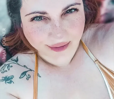 ⭐Mary Corner⭐