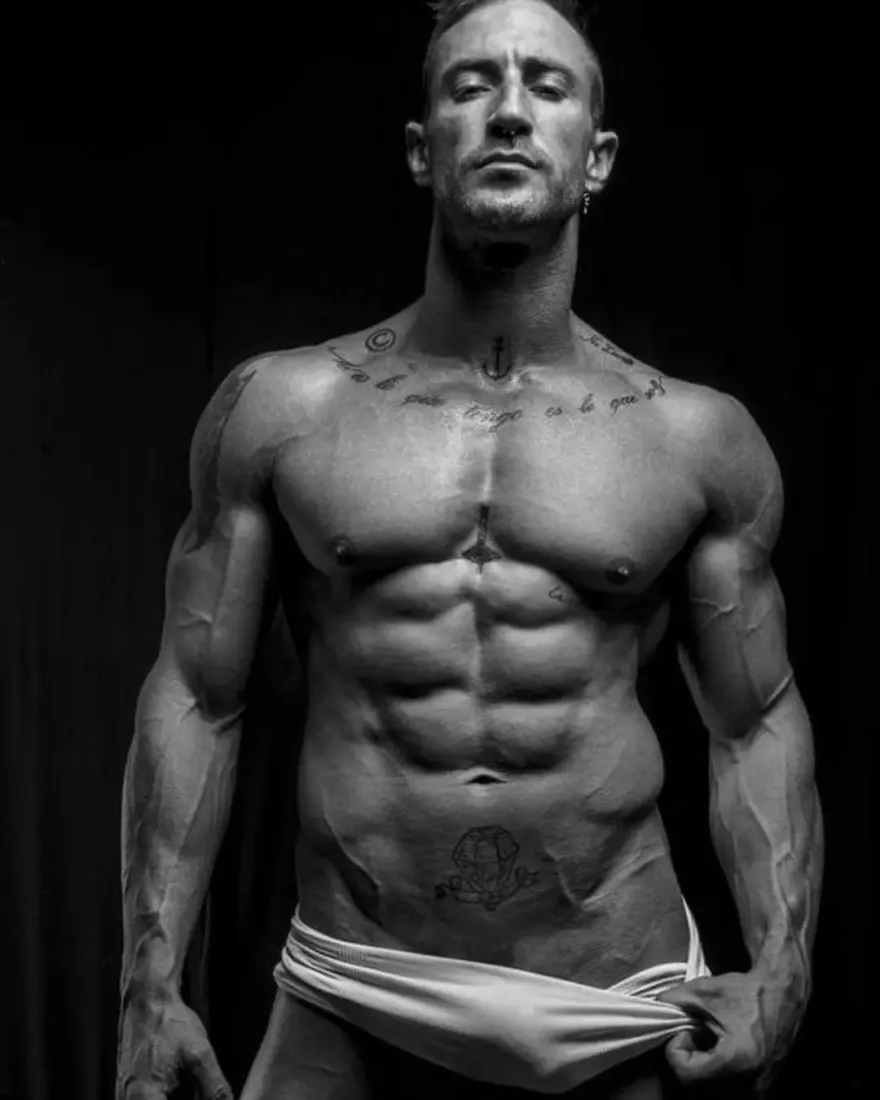 Profile Background for Emilio Ardana