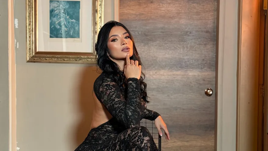 Salome Gil - Official Page